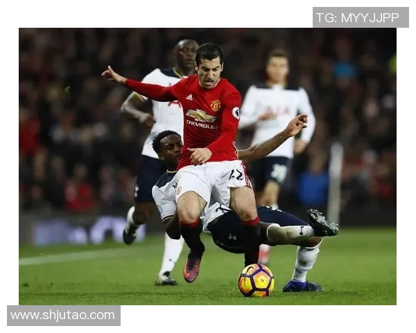 英超焦点战安德莱赫特对决曼联争夺胜利的关键时刻分析