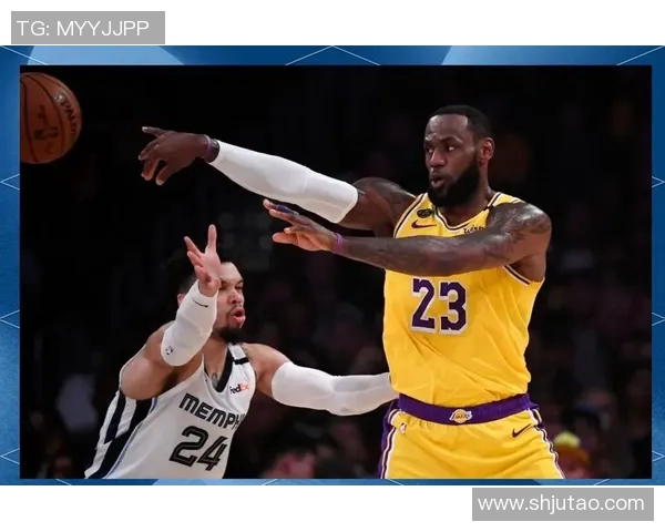 2016年灰熊与湖人激战回顾：一场精彩的NBA对决与球星风采展现