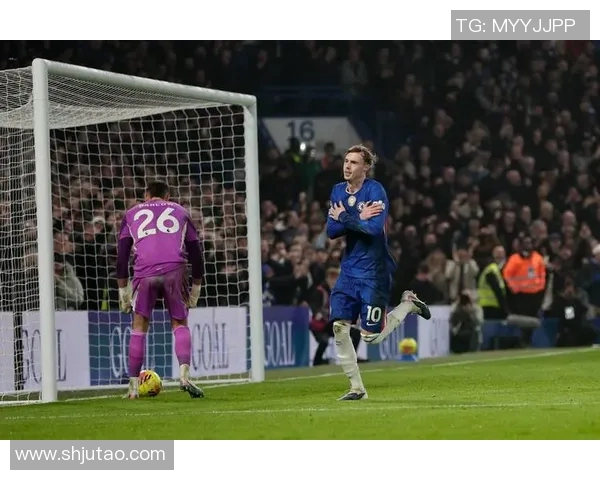 切尔西与利兹联对决分析:战术布局与球员表现的全面解读 切尔西与利兹联对决分析:战术布局与球员表现的全面解读