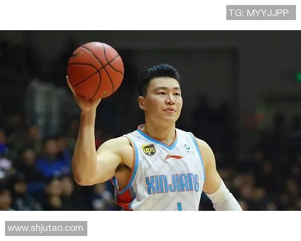 李根：从篮球场上的拼搏到生活中的坚持与奋斗之路