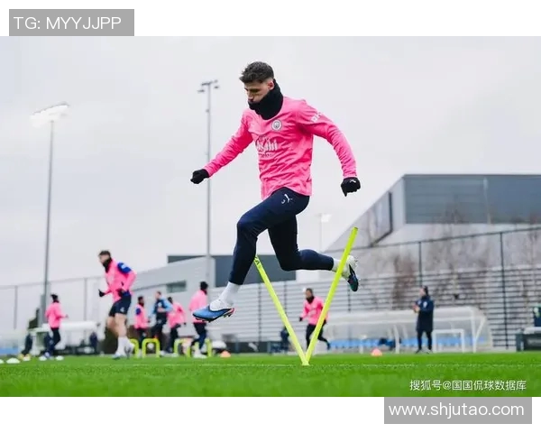 罗德里在曼城的崛起与影响力分析：从青训到核心球员的成长之路