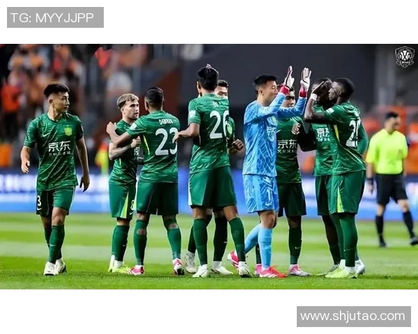 辽宁新开迎战北京国安期待精彩对决双方争夺胜利的决心与激情 辽宁新开迎战北京国安期待精彩对决双方争夺胜利的决心与激情