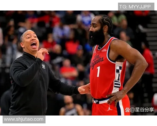 2015年黄蜂与快船精彩对决全场比赛录像回顾与分析 2015年黄蜂与快船精彩对决全场比赛录像回顾与分析