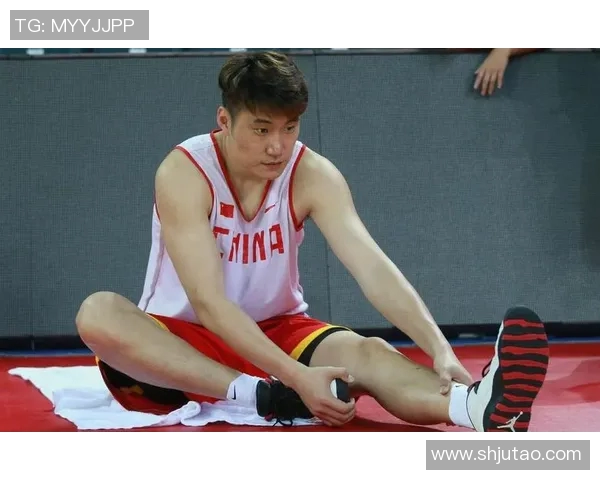 常林的成长之路:从篮球新星到职业生涯的辉煌蜕变 常林的成长之路:从篮球新星到职业生涯的辉煌蜕变