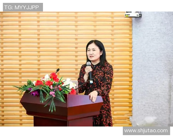 李丽独家揭秘英雄联盟游戏技巧与心得体会分享MBA 李丽独家揭秘英雄联盟游戏技巧与心得体会分享MBA