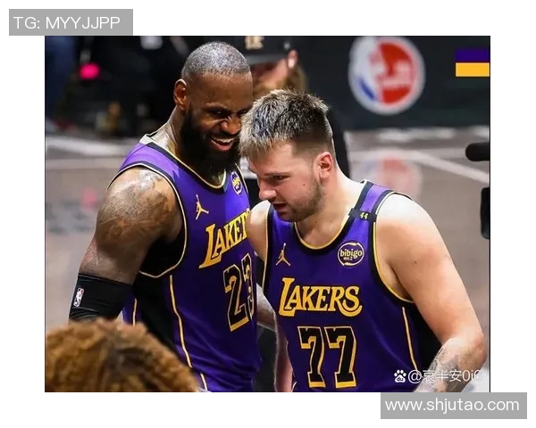 湖人火箭第五场激战回顾球星对决引发球迷热议 湖人火箭第五场激战回顾球星对决引发球迷热议