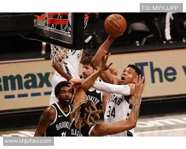 雄鹿与篮网激战正酣视频直播全程回顾精彩瞬间不容错过