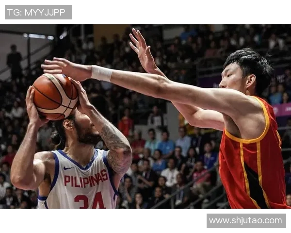 高校联赛点评：LNG在赛场上的实力与表现分析