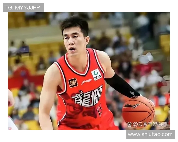 篮球明星意外受伤面临职业生涯转折破相背后的故事与挑战